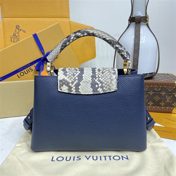 2026120164258792 800